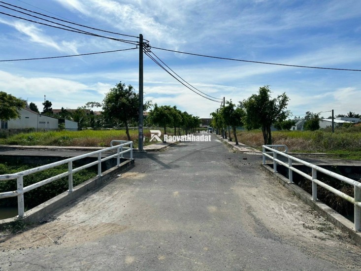 Kẹt tiền bán gấp đất thành phố Mỹ Tho full thổ cư 100m2 (5x21)m.